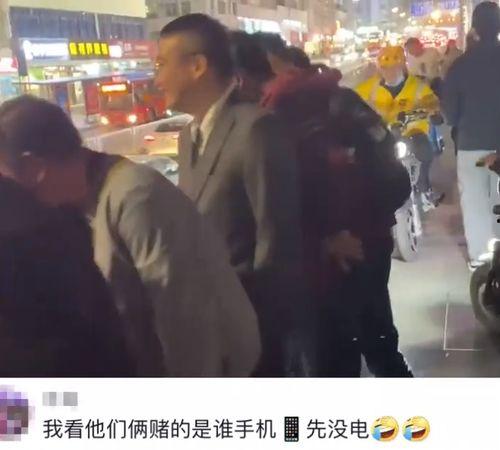 吃瓜围观群众视频